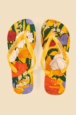 FARM Rio Bucolic Floral Havaianas Sandals New