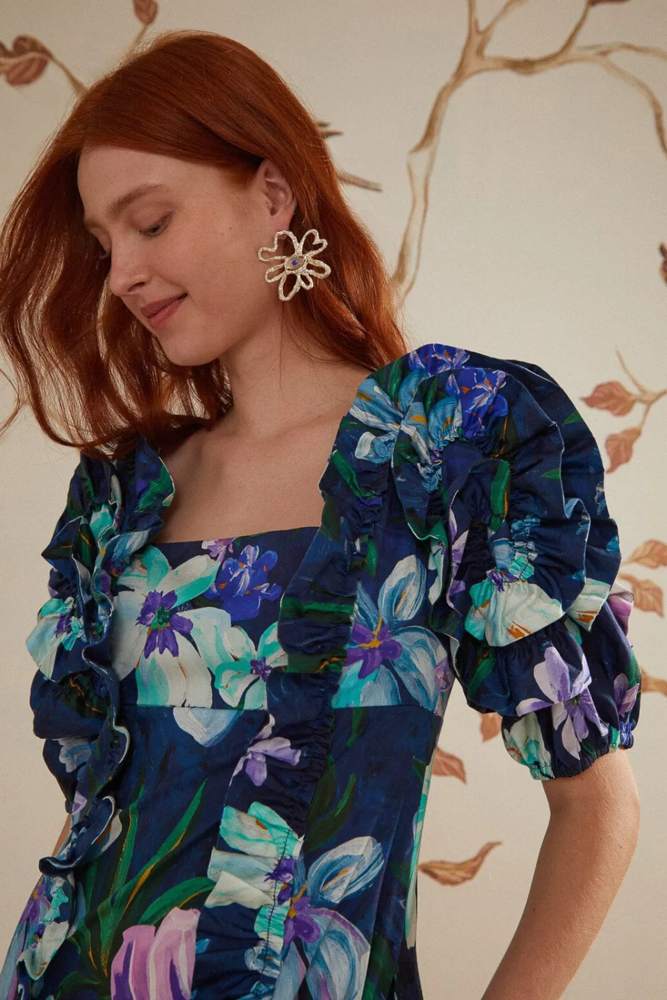 FARM Rio Floraline Ruffle Short Sleeve Midi Dress Hot