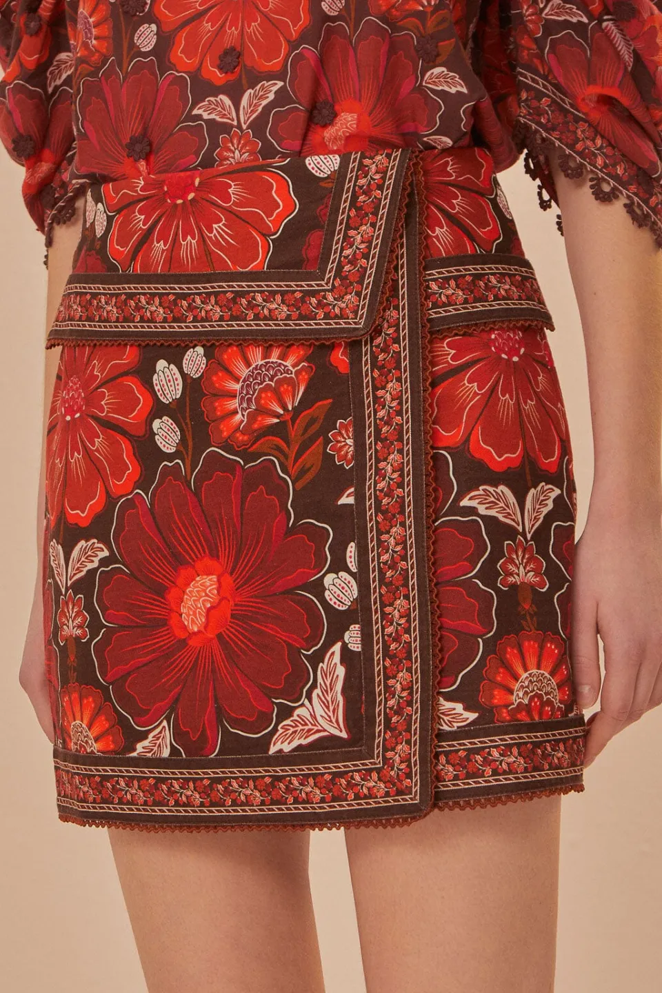 FARM Rio Gigi Tapestry Skirt Hot