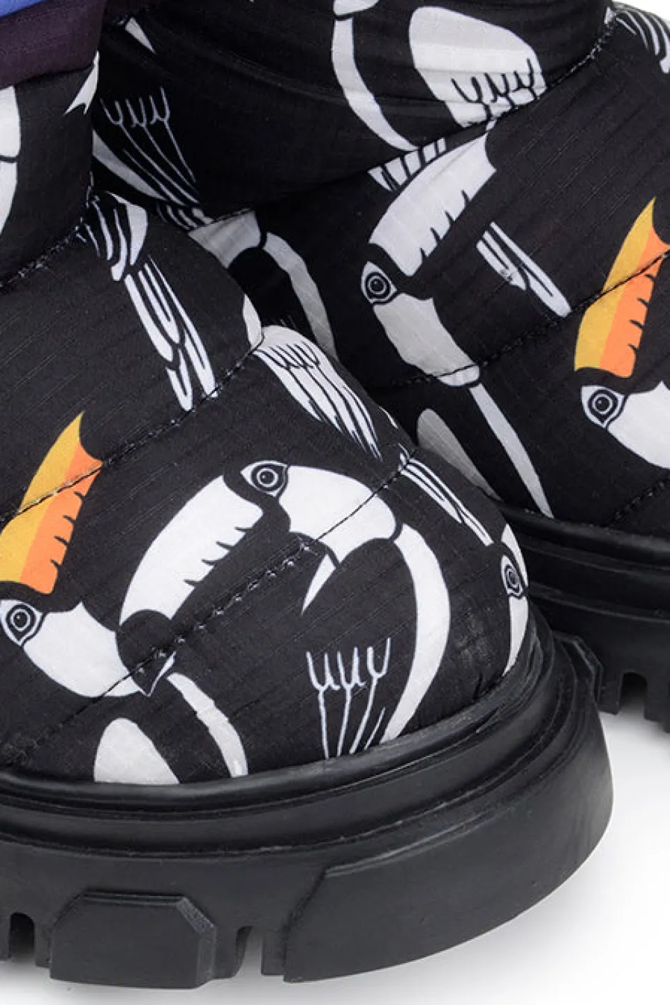 FARM Rio GRAPHIC TOUCANS PUFFY TALL BOOT Hot
