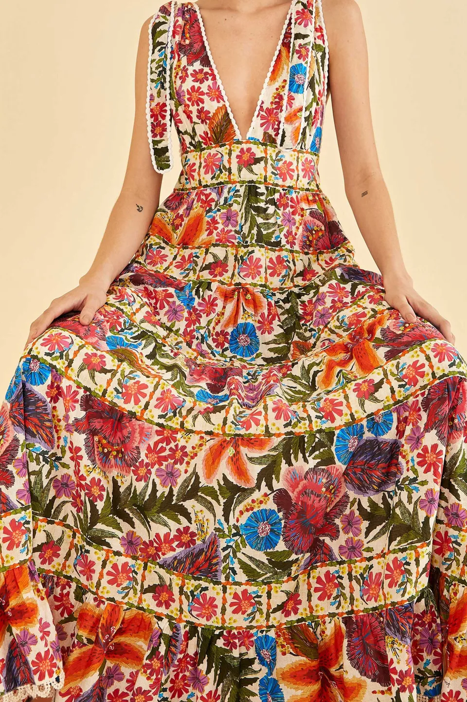FARM Rio Off-White Tropical Yard Sleeveless Midi Dress