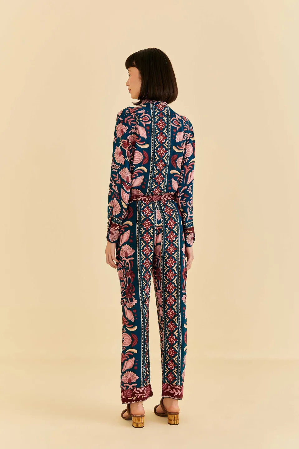 FARM Rio Teal Seashell Tapestry Cargo Pants Discount